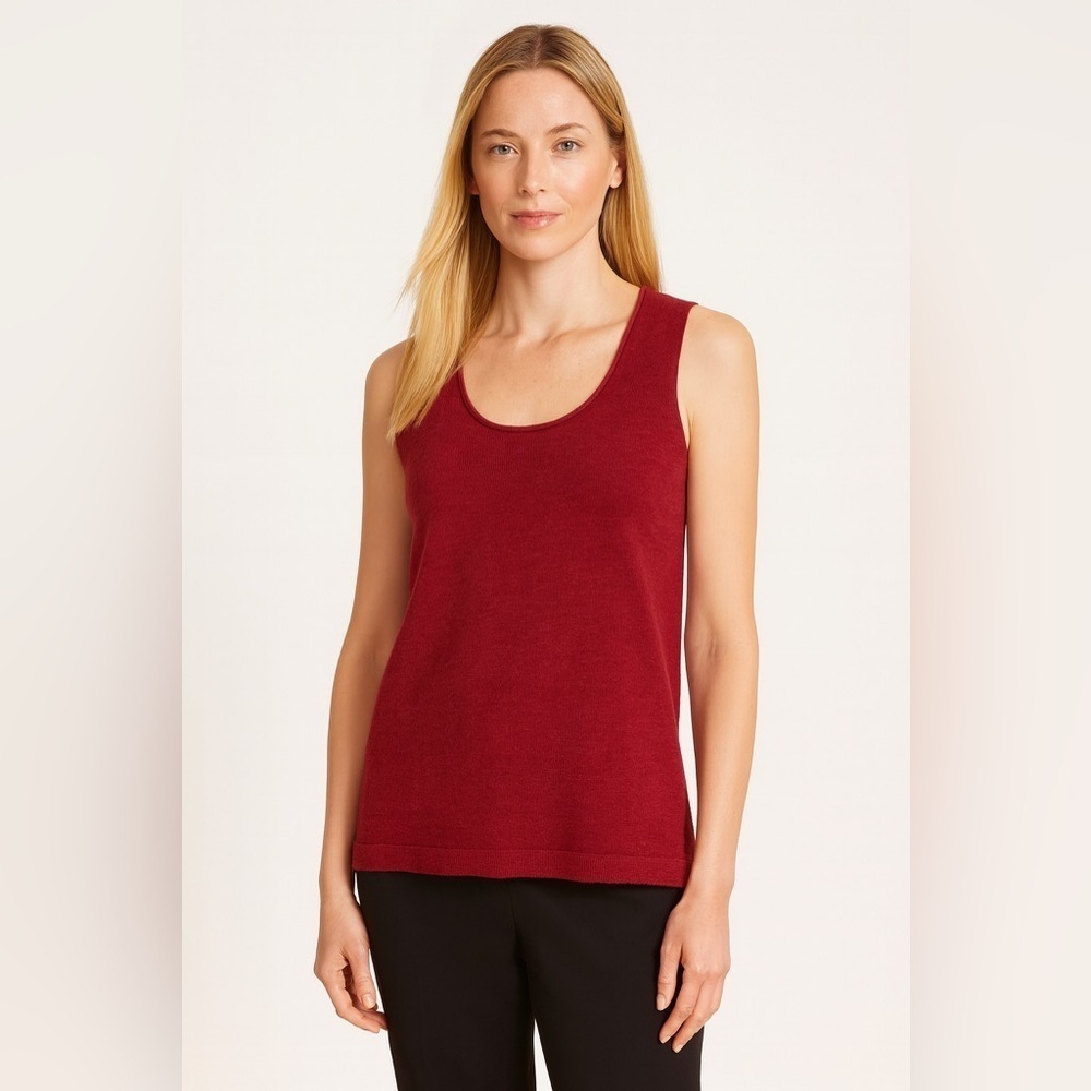 Eileen Fisher Merino Wool Sleeveless Shell Sweater knit Top Crimson Red Petite
